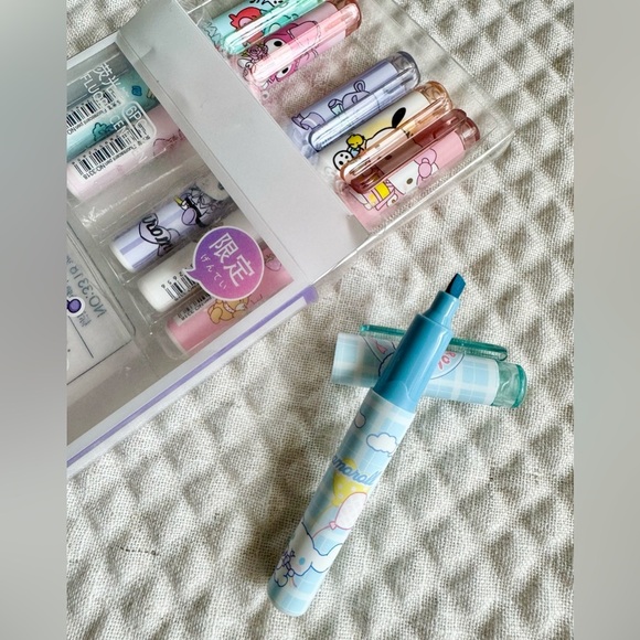 New Sanrio Kuromi Zip Pouch, Pen, Highlighter Markers, Note Pad - Set of 4 - Picture 7 of 7